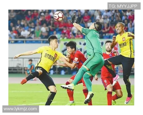 华夏与力帆首发阵容对比分析揭示两队战术布局与实力差距